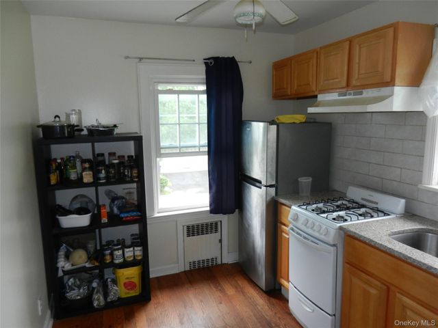 64 Avondale Street, Valley Stream, NY 11581