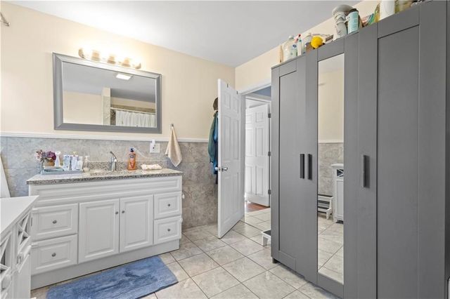 136 Windmill Street, Pawtucket, RI 02860