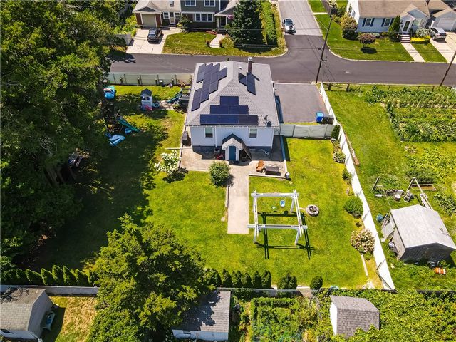 136 Windmill Street, Pawtucket, RI 02860