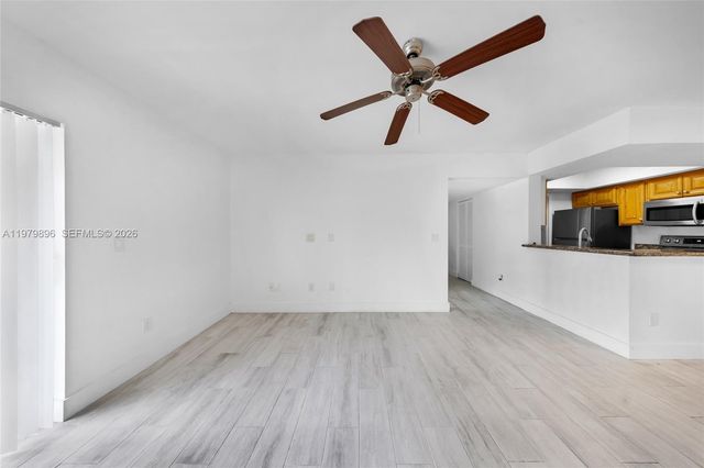 5760 Rock Island Rd 321, Tamarac, FL 33319