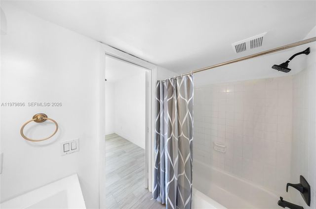 5760 Rock Island Rd 321, Tamarac, FL 33319