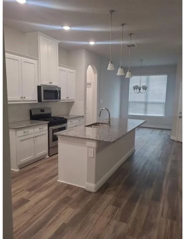 337 Eagle Ridge Drive, Forney, TX 75126