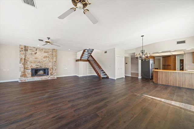 878 HARBOR ISLAND, Clearwater Beach, FL 33767