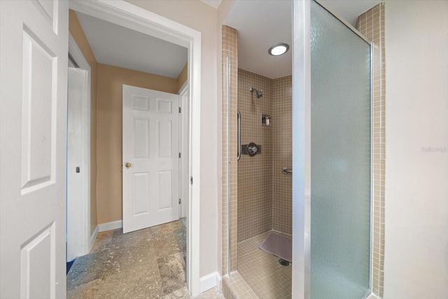 878 HARBOR ISLAND, Clearwater Beach, FL 33767