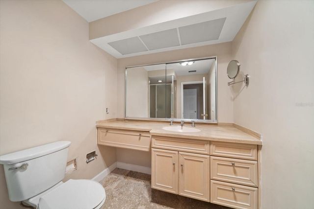 878 HARBOR ISLAND, Clearwater Beach, FL 33767