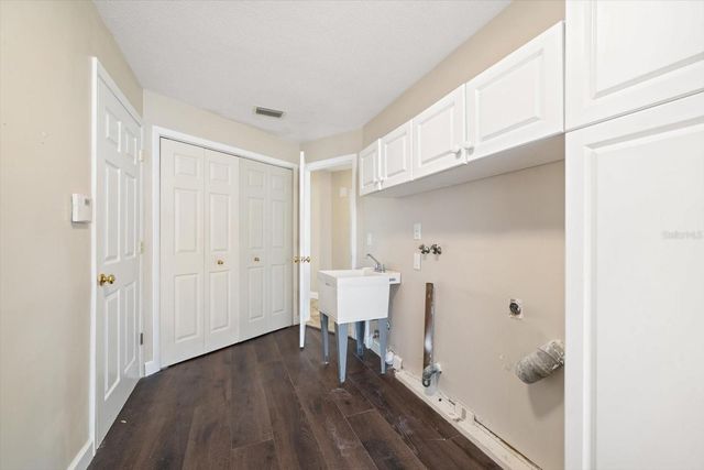 878 HARBOR ISLAND, Clearwater Beach, FL 33767