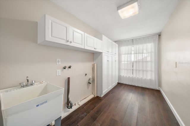 878 HARBOR ISLAND, Clearwater Beach, FL 33767