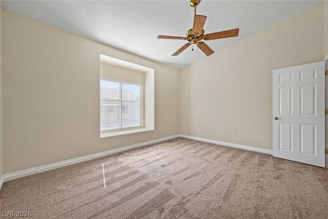 4941 Black Bear Road 202, Las Vegas, NV 89149