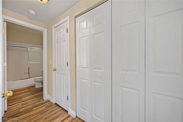 4941 Black Bear Road 202, Las Vegas, NV 89149