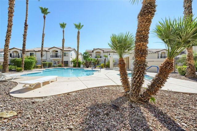 4941 Black Bear Road 202, Las Vegas, NV 89149