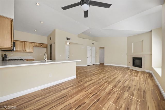 4941 Black Bear Road 202, Las Vegas, NV 89149