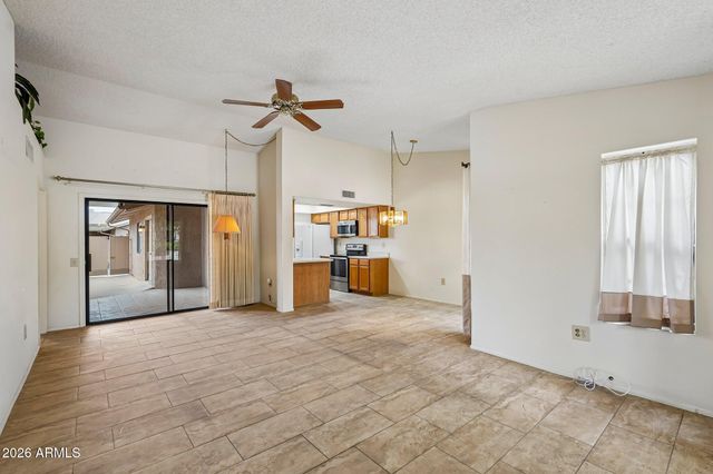 20237 N BROKEN ARROW Drive, Sun City West, AZ 85375