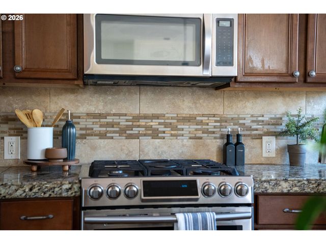 16147 Sw MEDALLION Ln, Beaverton, OR 97007