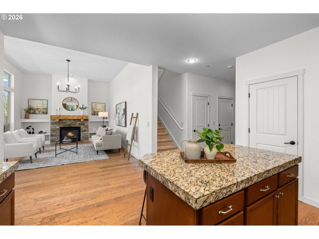 16147 Sw MEDALLION Ln, Beaverton, OR 97007