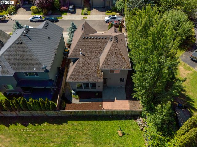 16147 Sw MEDALLION Ln, Beaverton, OR 97007