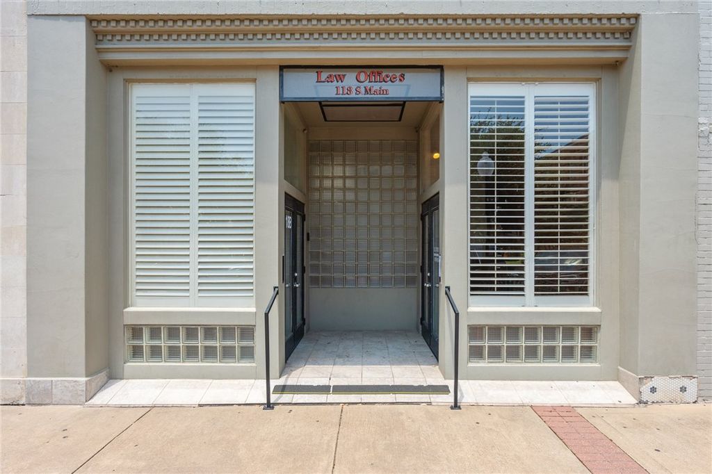 118 South Main Street, Bryan, TX 77803 — exterior