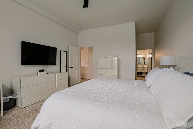 3808 Sandtrap Circle, Mason, OH 45040