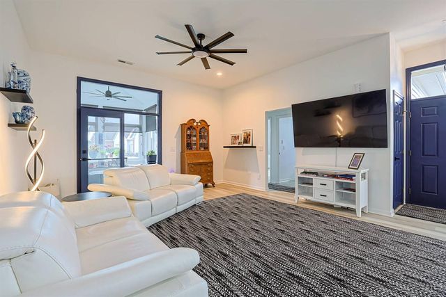 3808 Sandtrap Circle, Mason, OH 45040