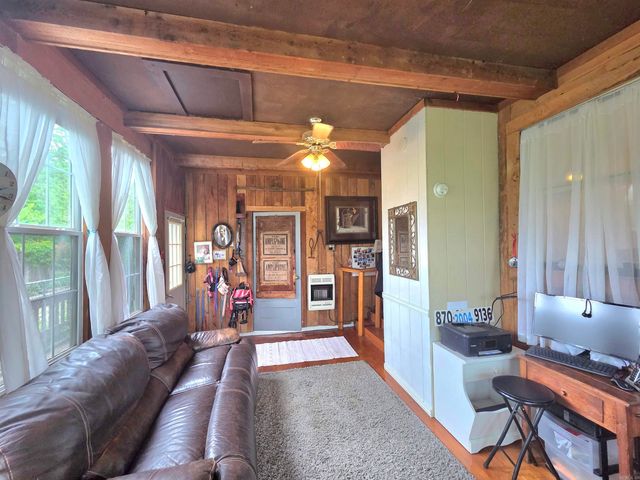 3109 Red River Road, Fox, AR 72051