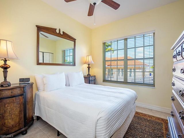 451 Bayfront PL # 5311, Naples, FL 34102