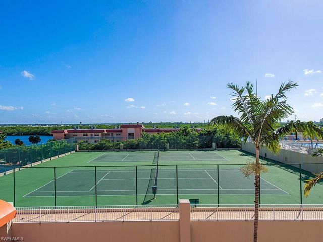 451 Bayfront PL # 5311, Naples, FL 34102