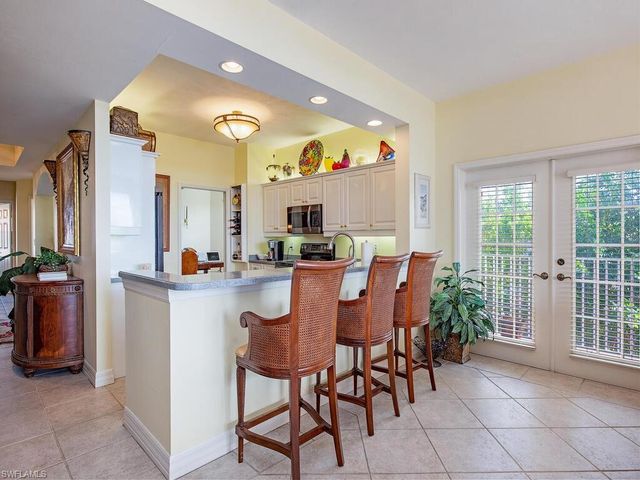 451 Bayfront PL # 5311, Naples, FL 34102