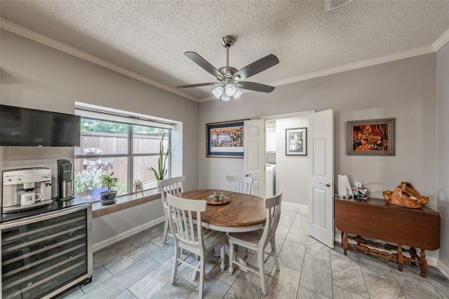 2536 Oak Brook Drive, Bedford, TX 76021