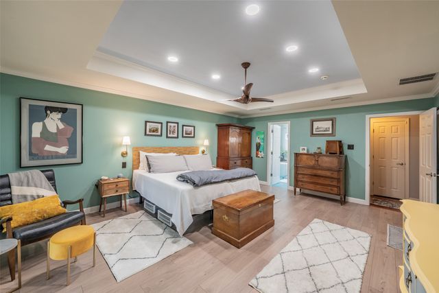 2536 Oak Brook Drive, Bedford, TX 76021