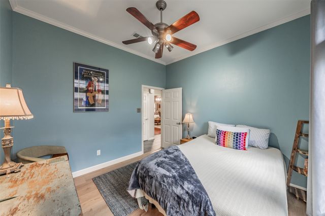 2536 Oak Brook Drive, Bedford, TX 76021