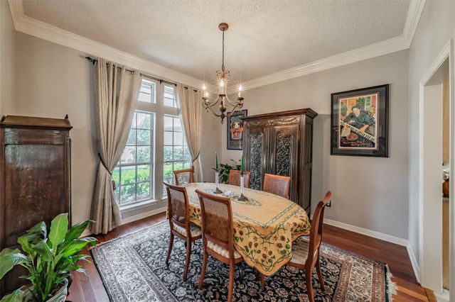 2536 Oak Brook Drive, Bedford, TX 76021
