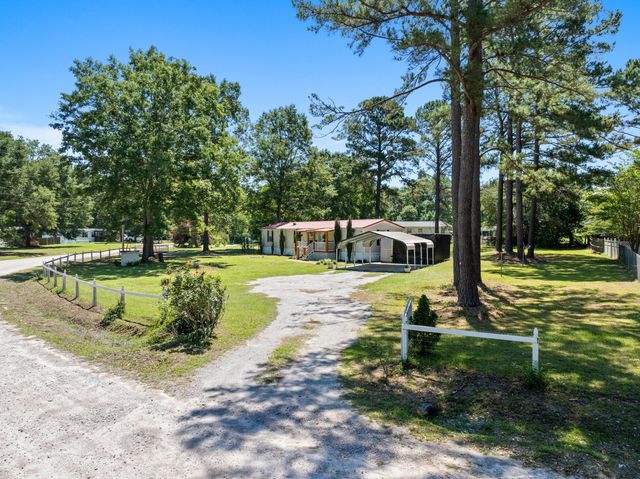 286 Jonathan Lane, Walterboro, SC 29488