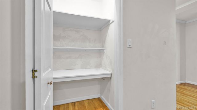 25-18 Union Street 2A, Flushing, NY 11354