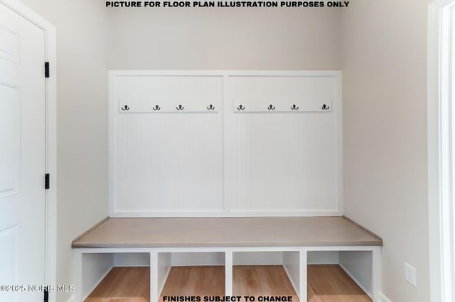 2705 Cross Ridge Way, Perrysburg, OH 43551