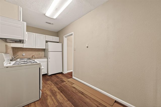 1402 Munger Street, Houston, TX 77023