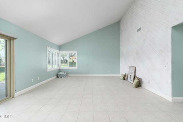 20194 Village 20, Camarillo, CA 93012