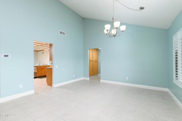 20194 Village 20, Camarillo, CA 93012