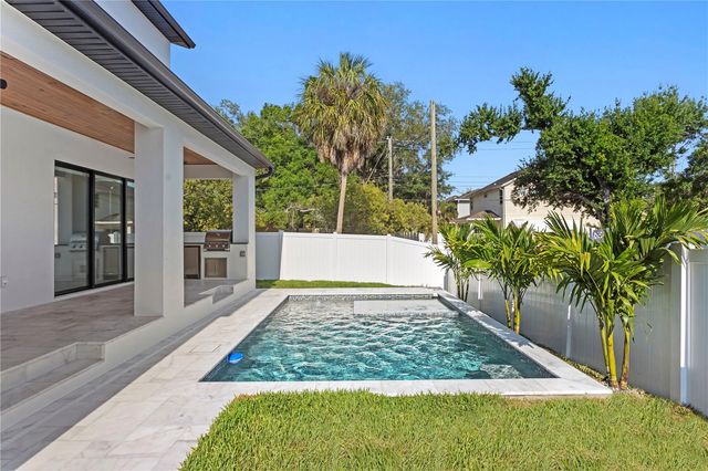 3202 W LA SALLE STREET, Tampa, FL 33607