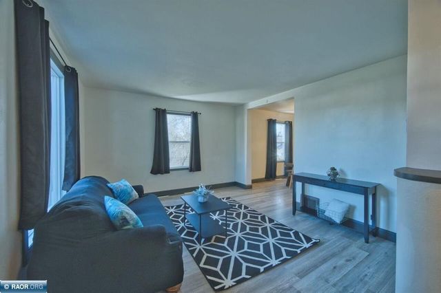 109 E Florida Avenue, Gilbert, MN 55741