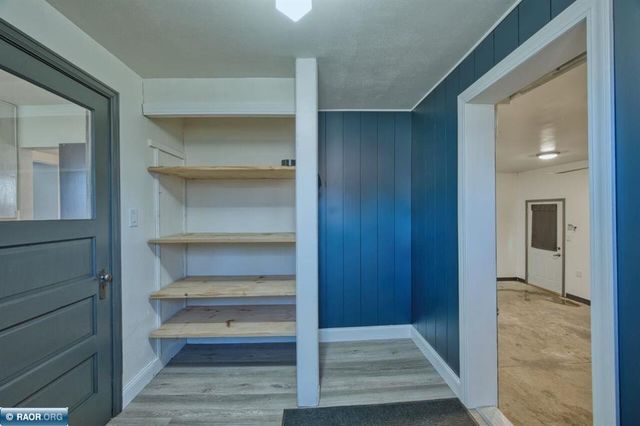 109 E Florida Avenue, Gilbert, MN 55741