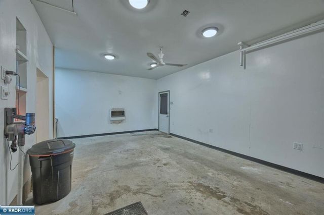 109 E Florida Avenue, Gilbert, MN 55741