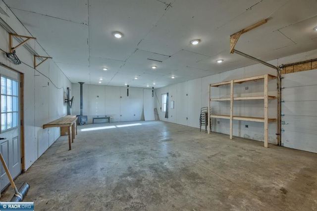 109 E Florida Avenue, Gilbert, MN 55741