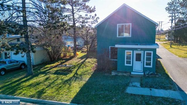 109 E Florida Avenue, Gilbert, MN 55741