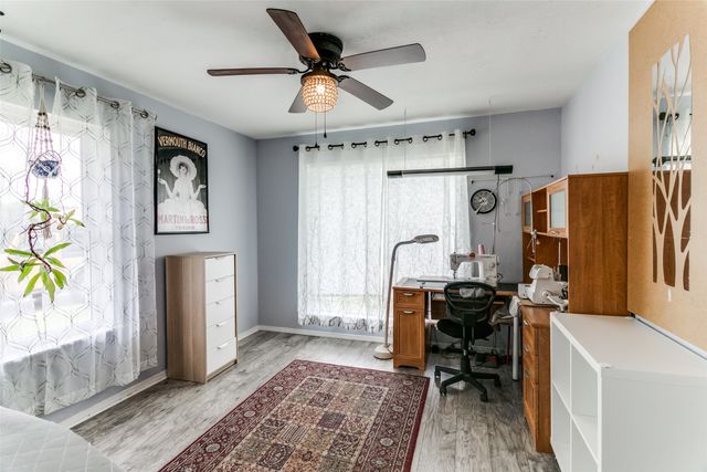 500 S Las Vegas Trail, White Settlement, TX 76108
