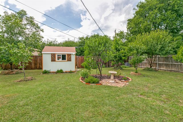500 S Las Vegas Trail, White Settlement, TX 76108