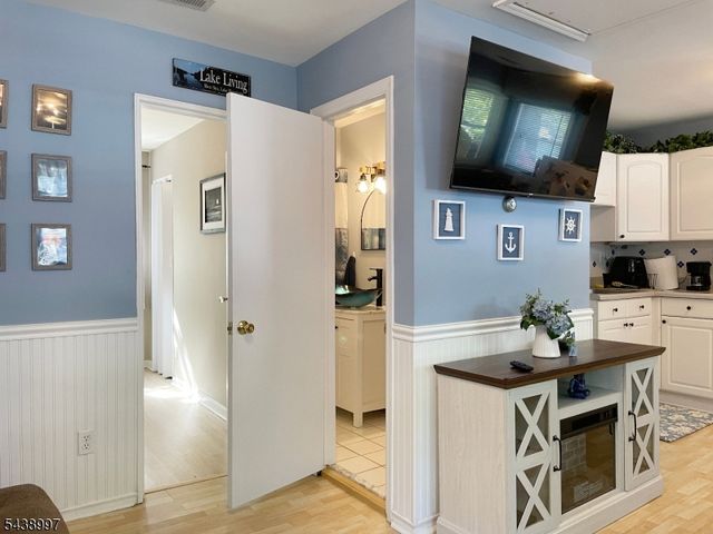 431 Lakeside Blvd 9, Hopatcong Boro, NJ 07843