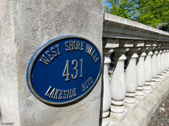431 Lakeside Blvd 9, Hopatcong Boro, NJ 07843