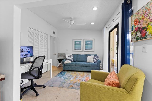 15492 Lakes Of Delray Boulevard 203, Delray Beach, FL 33484
