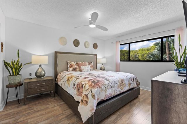 15492 Lakes Of Delray Boulevard 203, Delray Beach, FL 33484