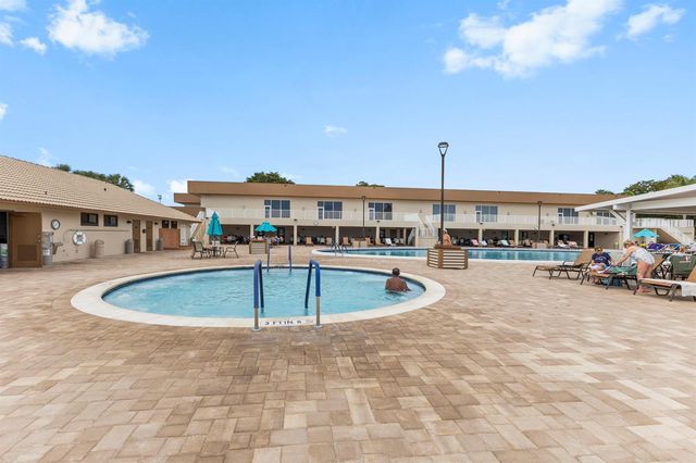 15492 Lakes Of Delray Boulevard 203, Delray Beach, FL 33484