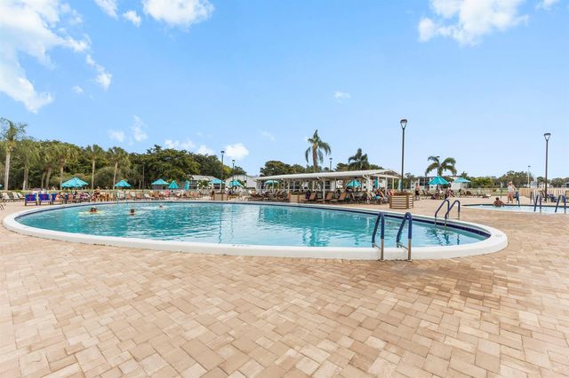15492 Lakes Of Delray Boulevard 203, Delray Beach, FL 33484